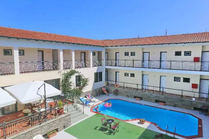 مبيت وإفطار Sun