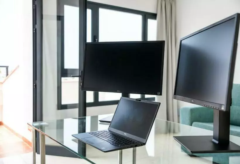 Club Tenerife Apartments