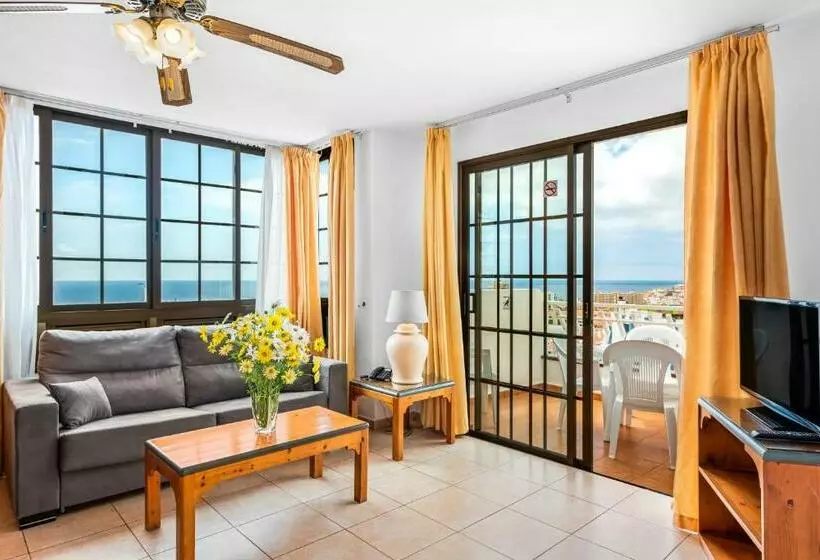 Club Tenerife Apartments