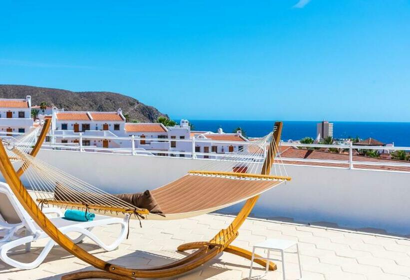 Club Tenerife Apartments