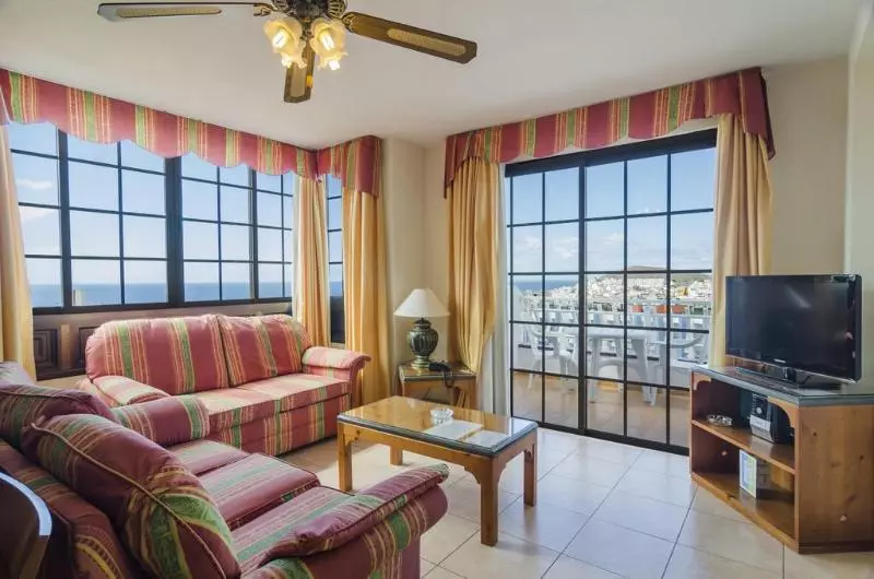 Club Tenerife Apartments