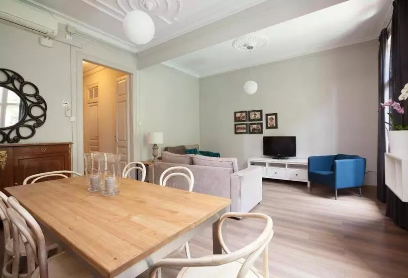 Easysleep Gaudi Terrace