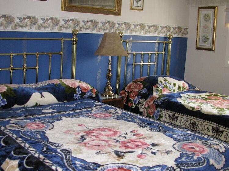 בית מלון כפרי Billy Barker Casino