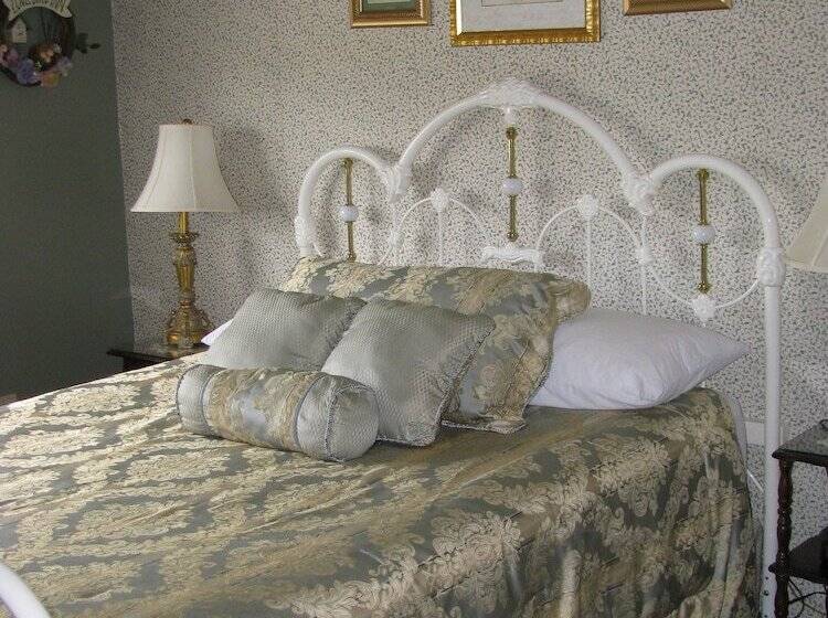 בית מלון כפרי Billy Barker Casino