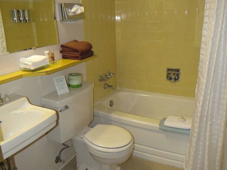 בית מלון כפרי Billy Barker Casino