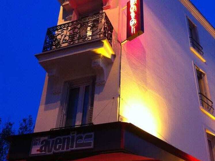 בית מלון כפרי Café Hôtel De L Avenir