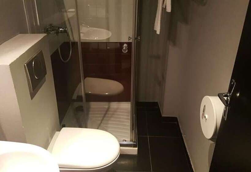 בית מלון כפרי Café Hôtel De L Avenir