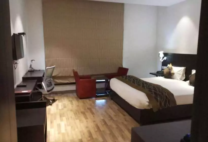 호텔 Joy Inn & Suites