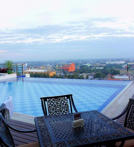 Hotel Central Park Tower Resort