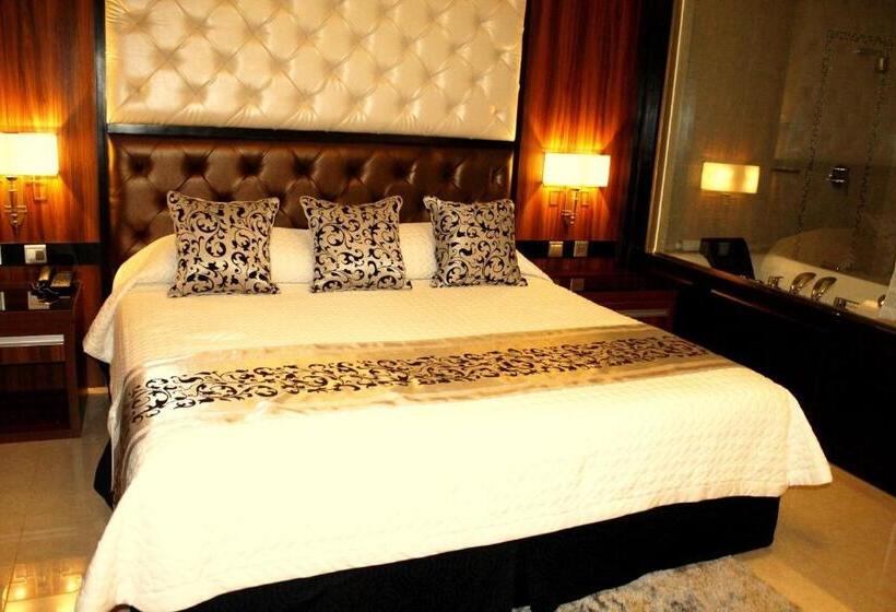 Hotel Central Park Tower Resort