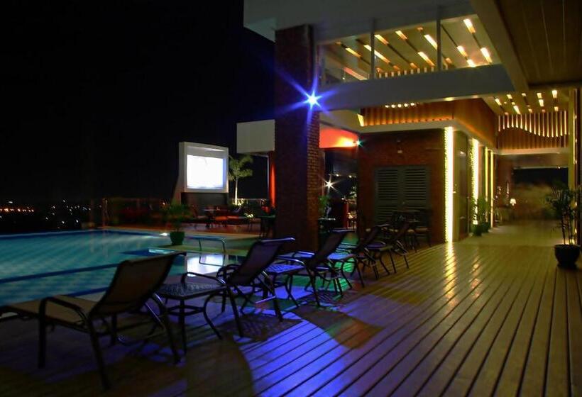 Hotel Central Park Tower Resort