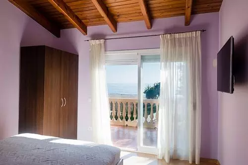 Отель Galindo Beach