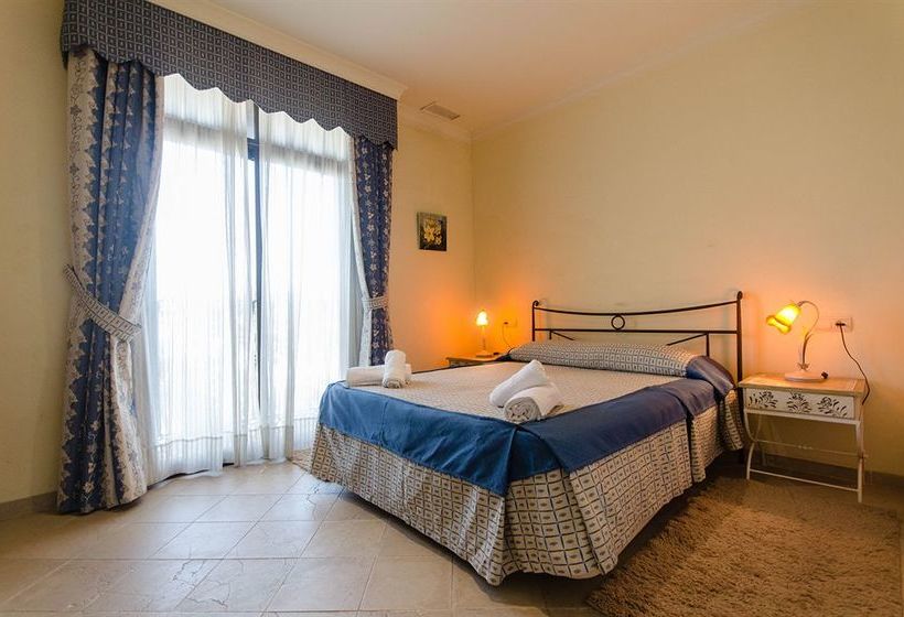 בית מלון כפרי Galindo Beach