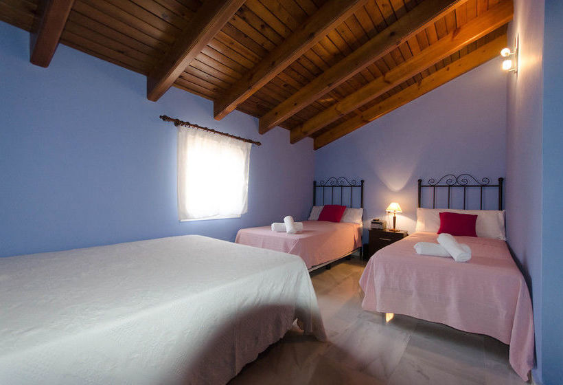 בית מלון כפרי Galindo Beach