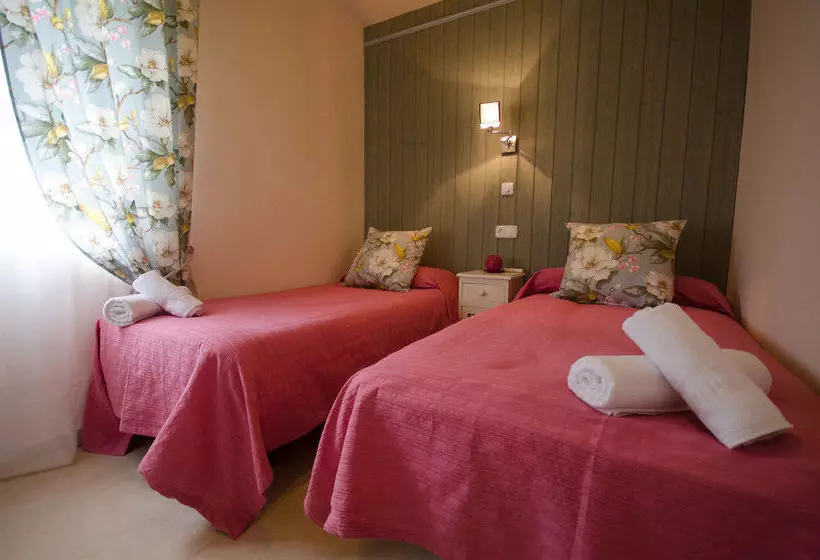 Отель Galindo Beach