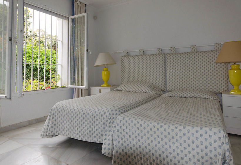 בית מלון כפרי Galindo Beach