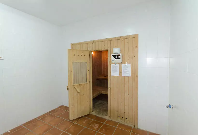 Отель Galindo Beach