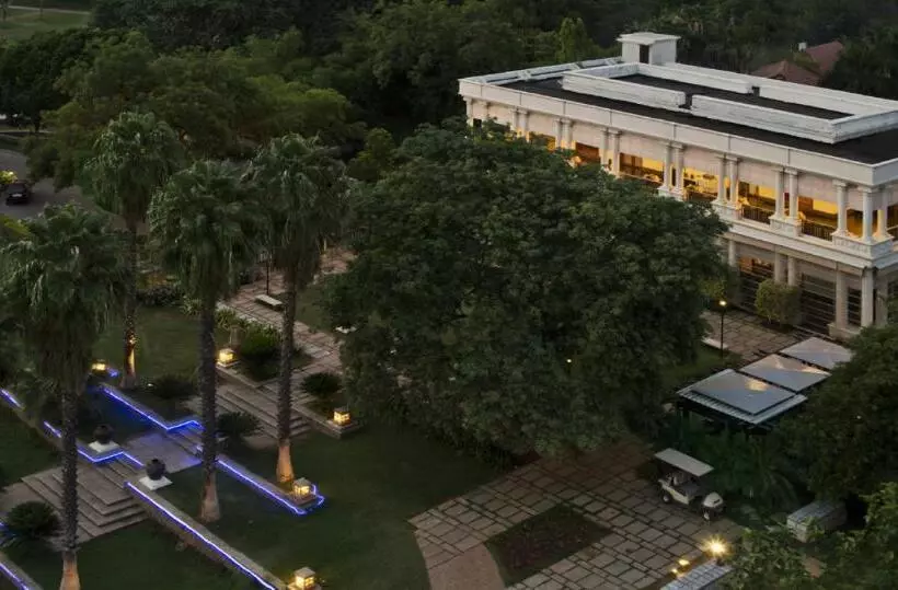 Hotel The Golkonda Resort And Spa