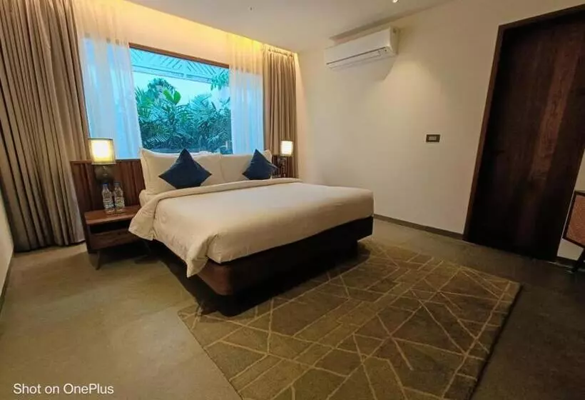 Hotel The Golkonda Resort And Spa