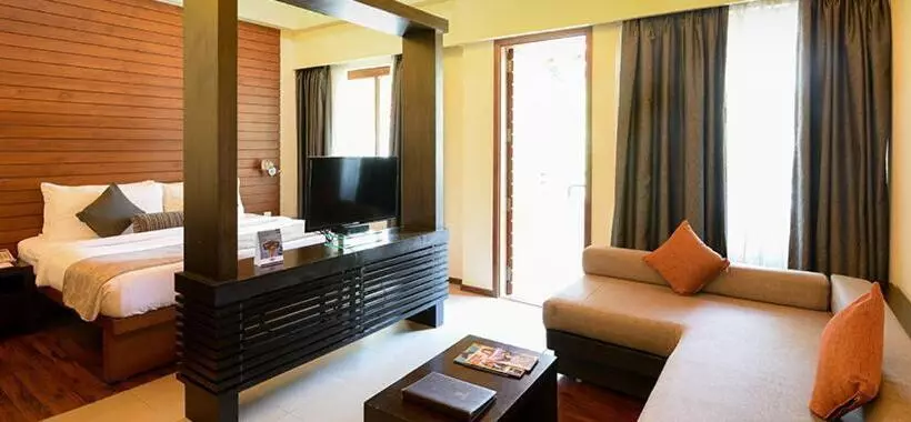 Hotel The Golkonda Resort And Spa