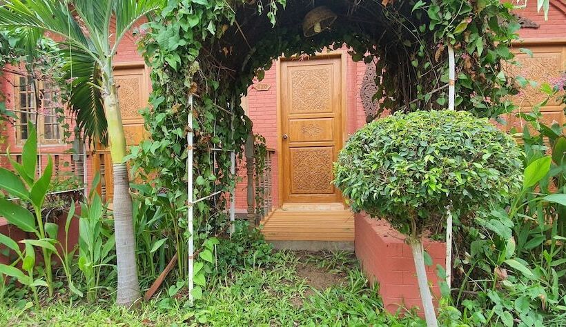 هتل Gracious Bagan