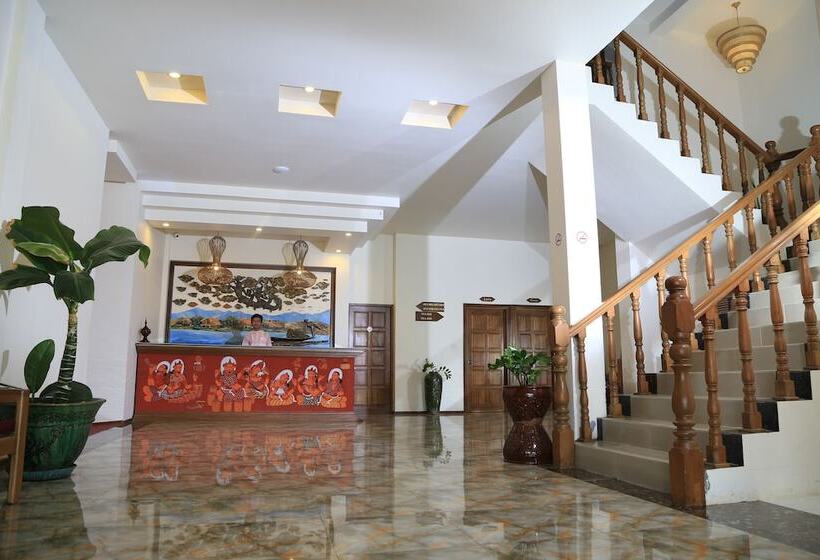 هتل Gracious Bagan