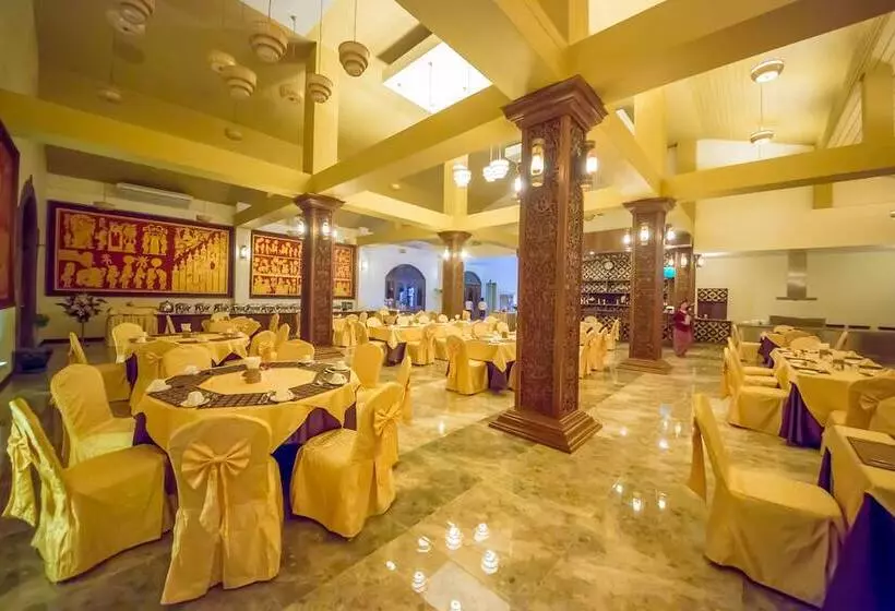 هتل Gracious Bagan