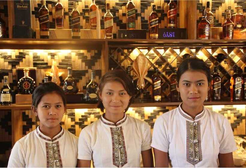 هتل Gracious Bagan