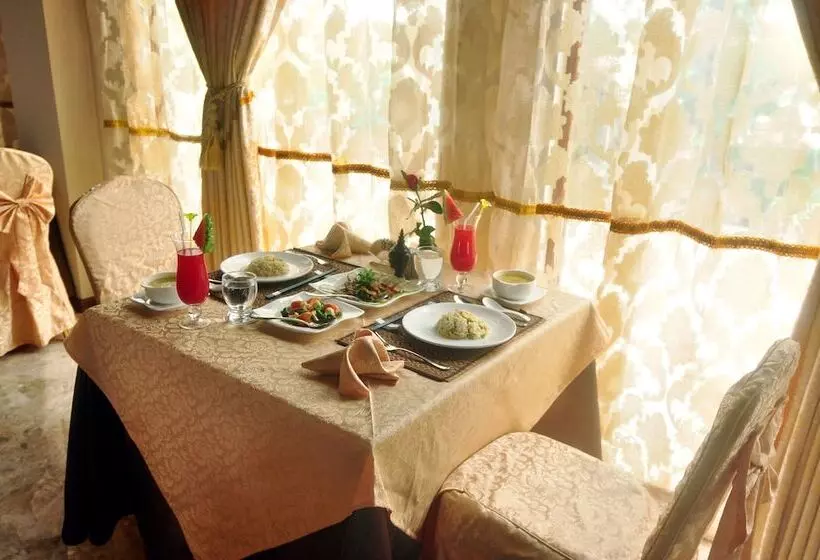 هتل Gracious Bagan