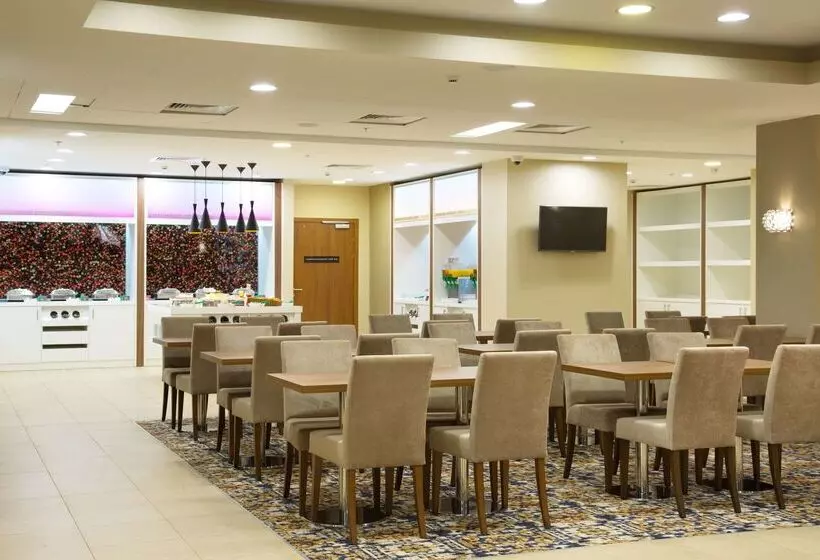 호텔 Hampton By Hilton Moscow Strogino