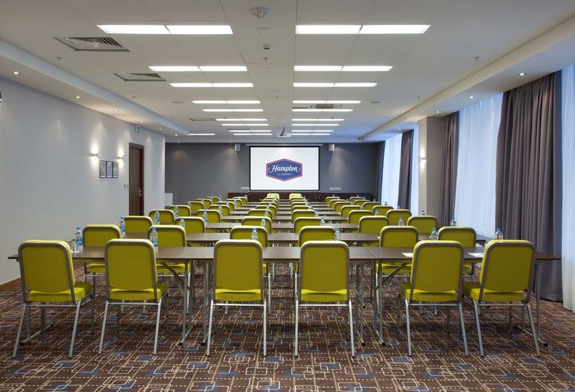 ホテル Hampton By Hilton Moscow Strogino