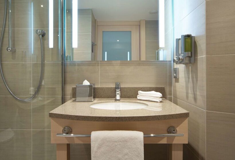 ホテル Hampton By Hilton Moscow Strogino