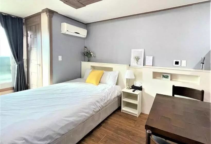 ホテル H.y Choi Hostel