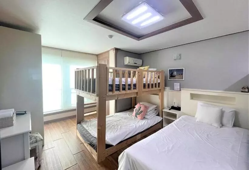 ホテル H.y Choi Hostel
