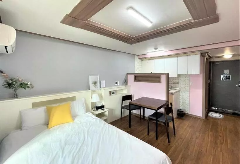 ホテル H.y Choi Hostel