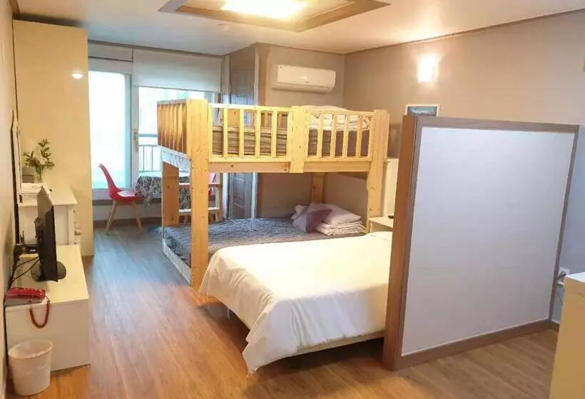 ホテル H.y Choi Hostel