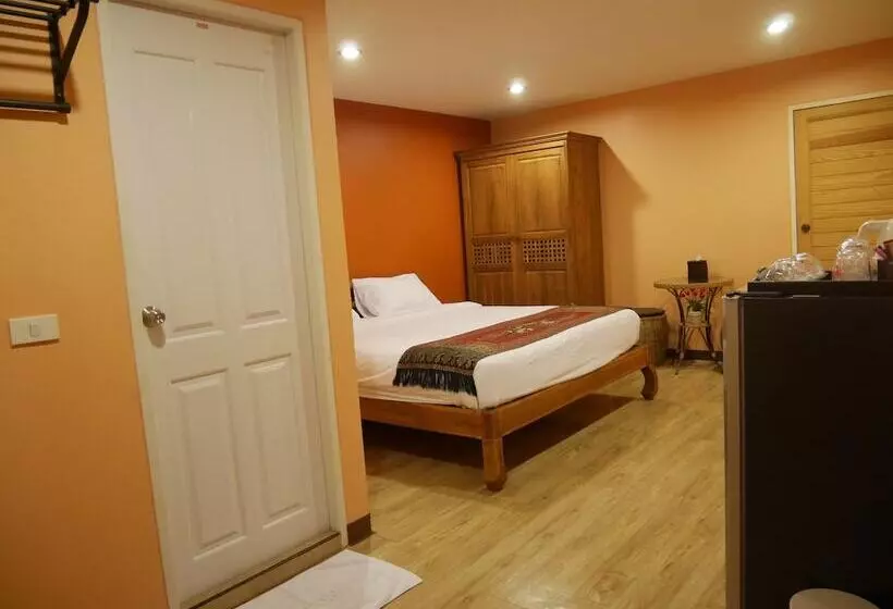 Hotel Phaphoom Boutique Residence