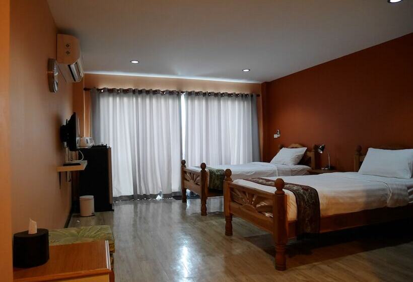 בית מלון כפרי Phaphoom Boutique Residence