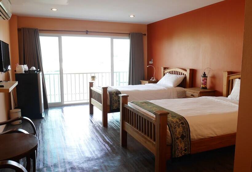 בית מלון כפרי Phaphoom Boutique Residence