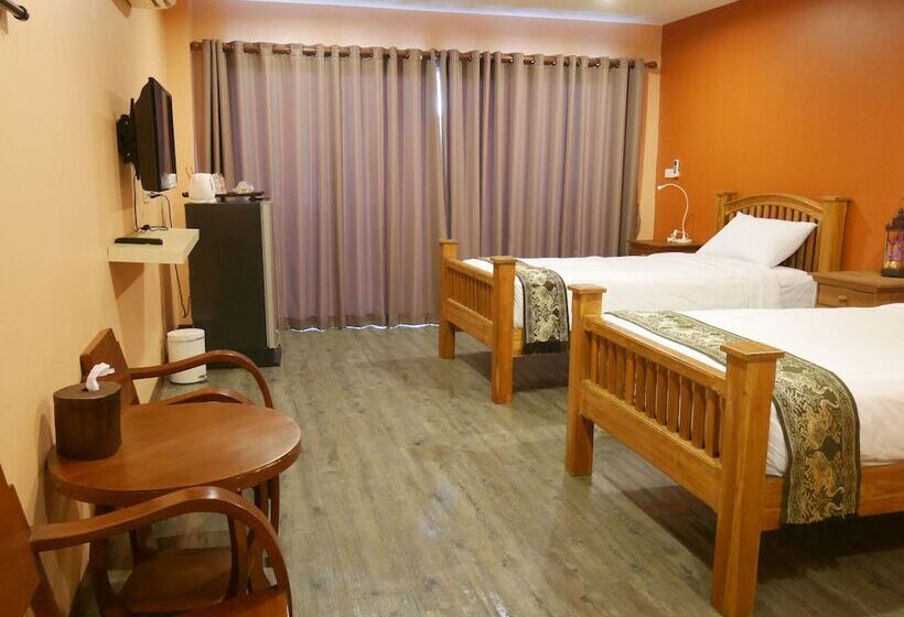 בית מלון כפרי Phaphoom Boutique Residence