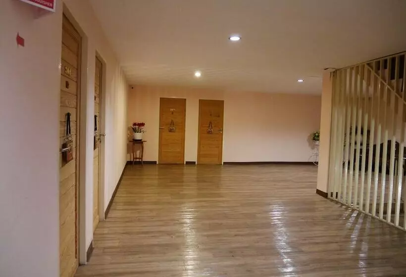 Hotel Phaphoom Boutique Residence