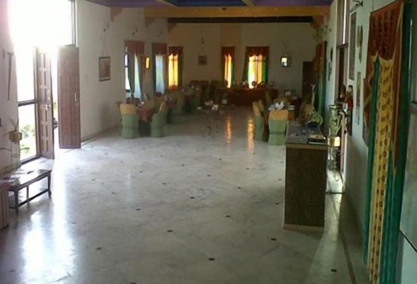 Отель United 21 Royal Resort