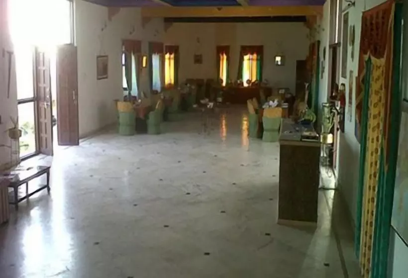 酒店 United 21 Royal Resort