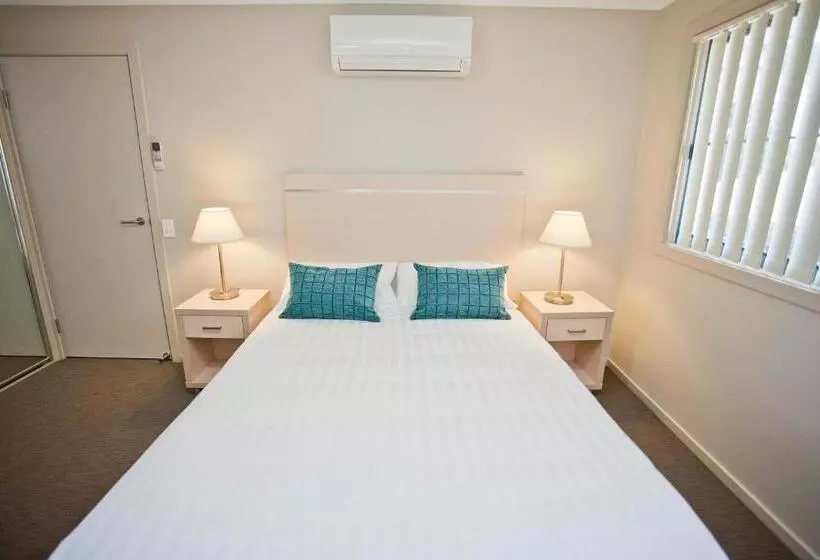 Мотель Stonewood Villas