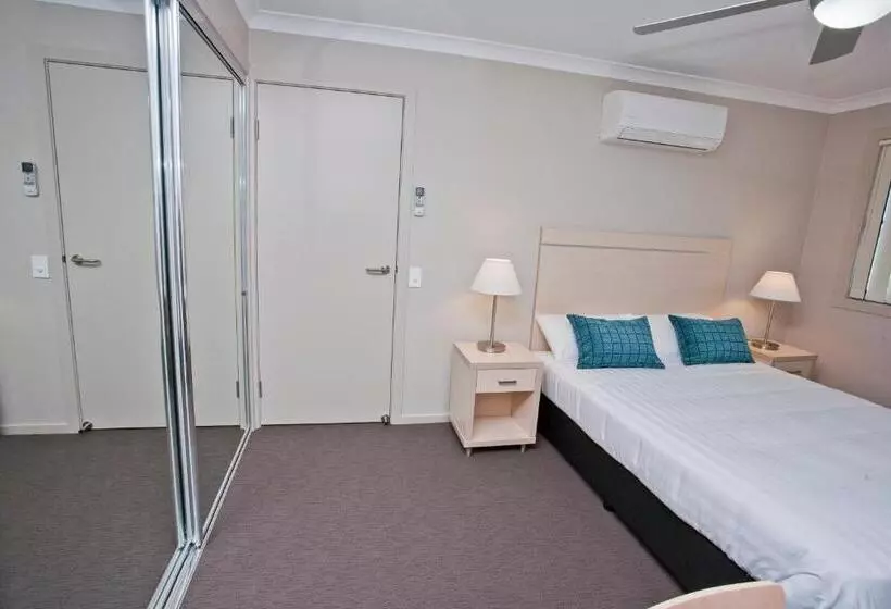 Мотель Stonewood Villas