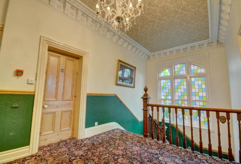 پانسیون Elford House