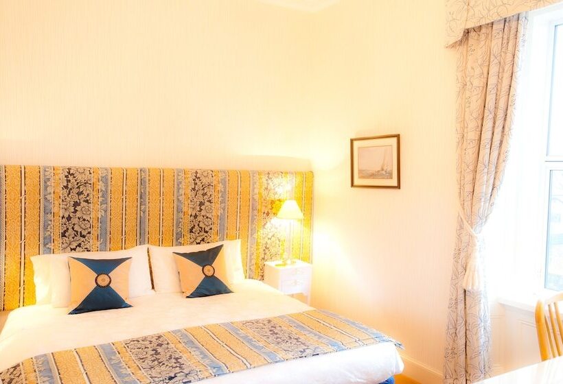 פנסיון Golf View