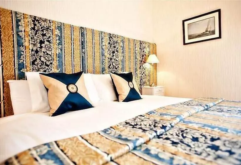 پانسیون Golf View