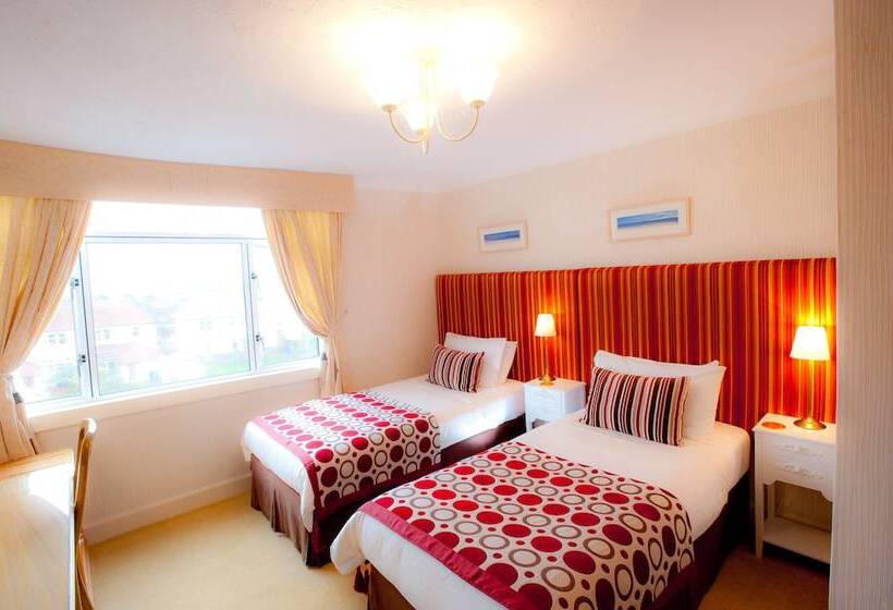 פנסיון Golf View