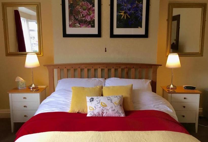 The Stanage Bed And Breakfast